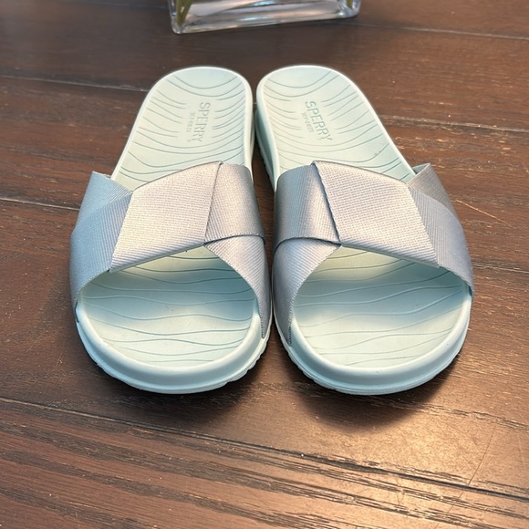 Sperry Top Sider slides.  Size 9.  Light turquoise/ blue/ green. - Picture 6 of 10